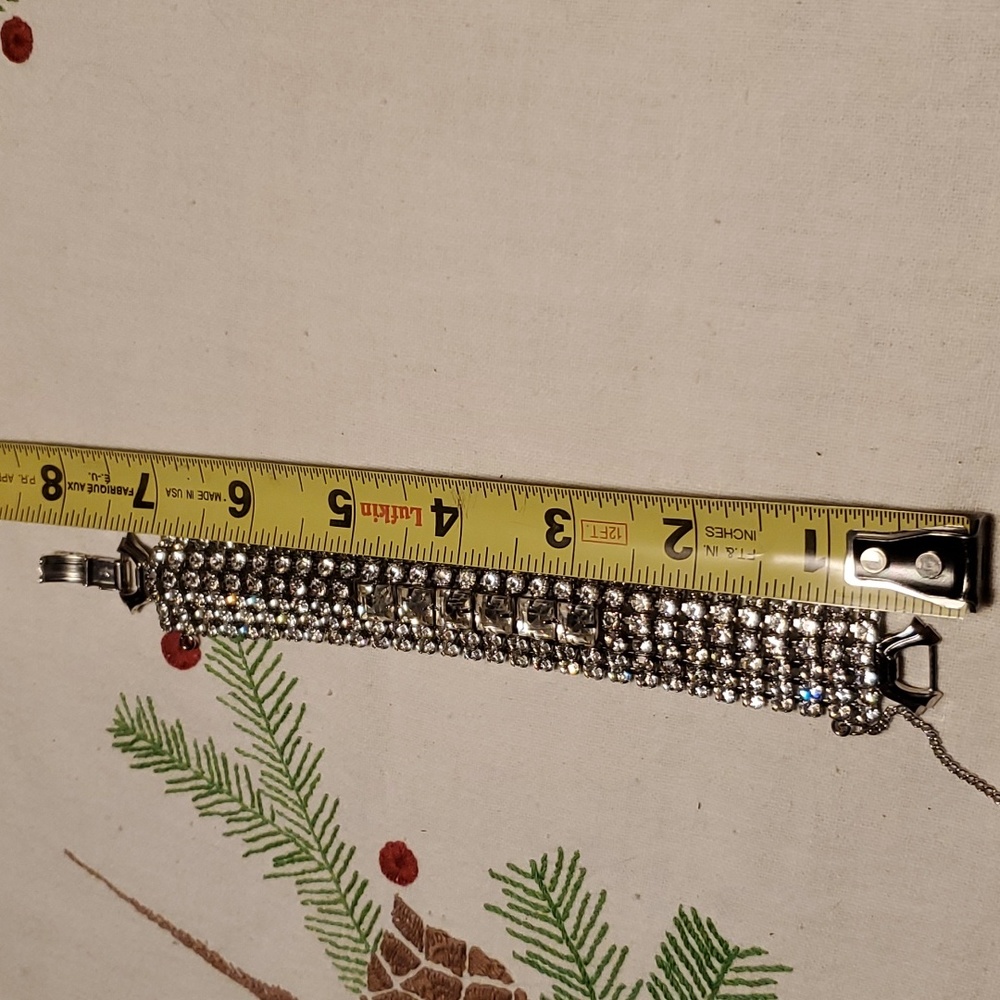 Weiss Rhinstone Bracelet - Picture 5 of 9